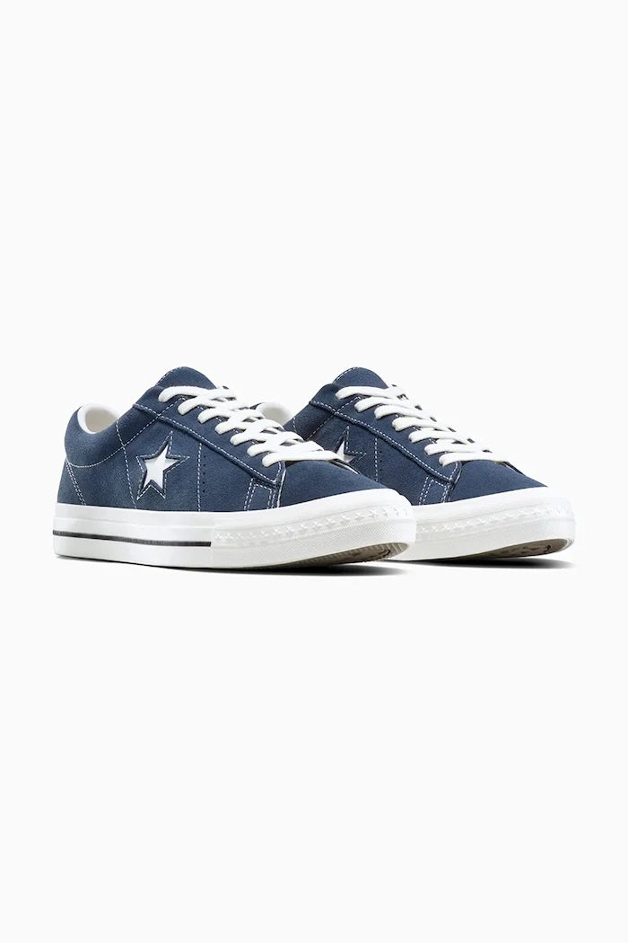 Велурени кецове Converse One Star 95