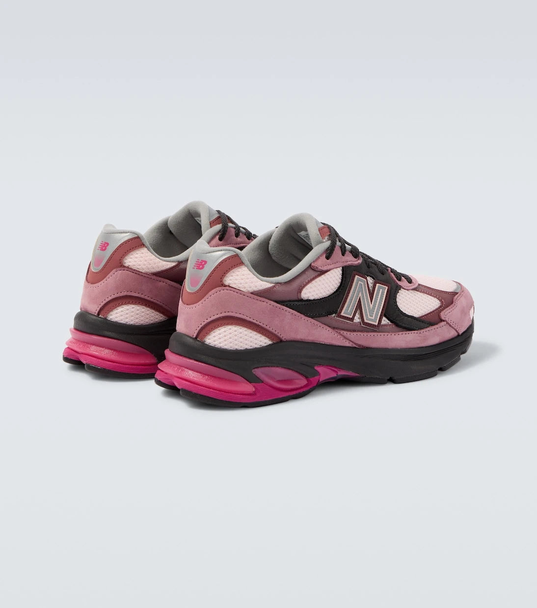 New Balance - حذاء رياضي ABZORB 2010 مزين بالجلد السويدي