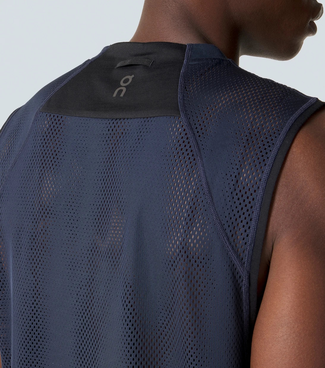 On - Train Volt technical tank top