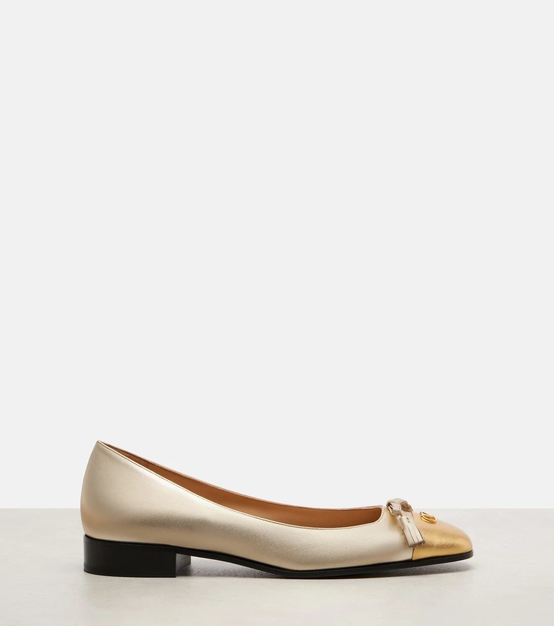 Valentino Garavani - Valet Du Roi metallic leather ballet flats