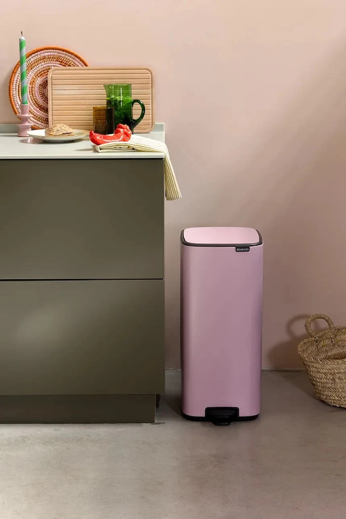 Brabantia toz boyalı çelik çöp kovası 30 l
