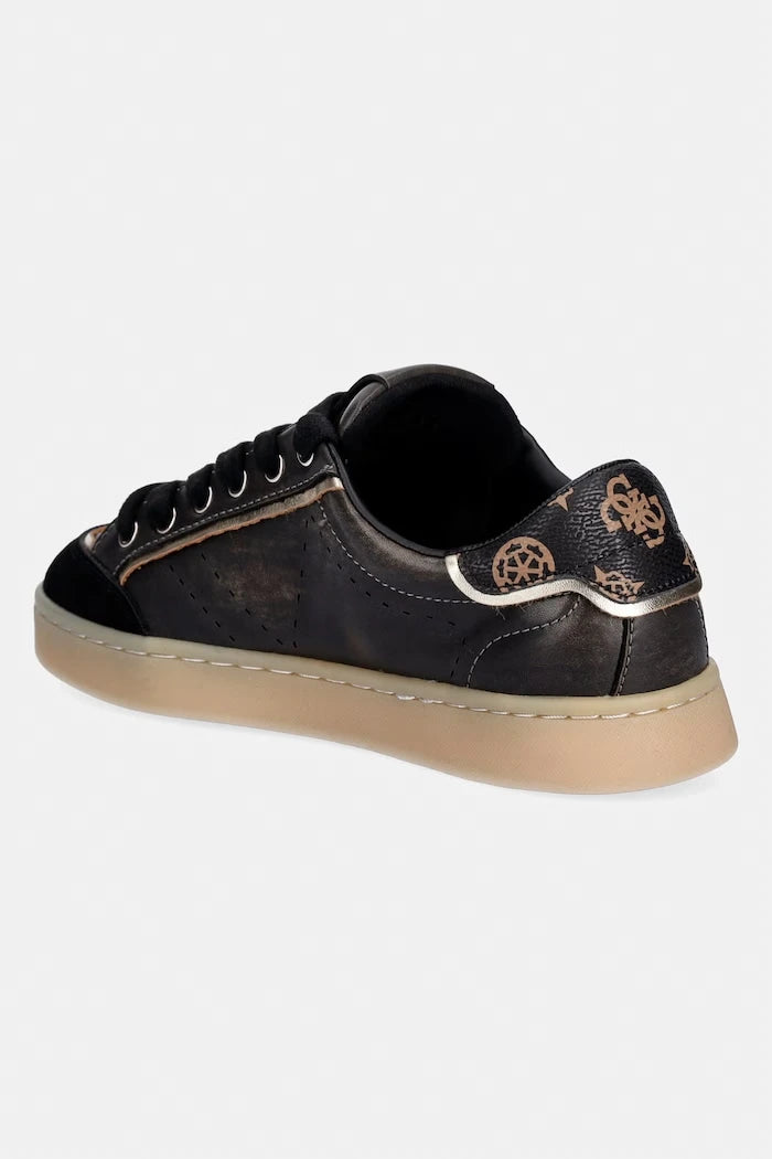 Маратонки Guess JHELL