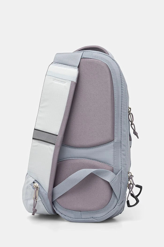 The North Face дамска раница Borealis Sling 6L