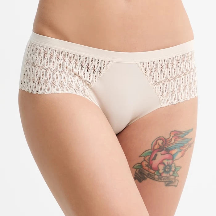 Triumph Aura Spotlight Bikini