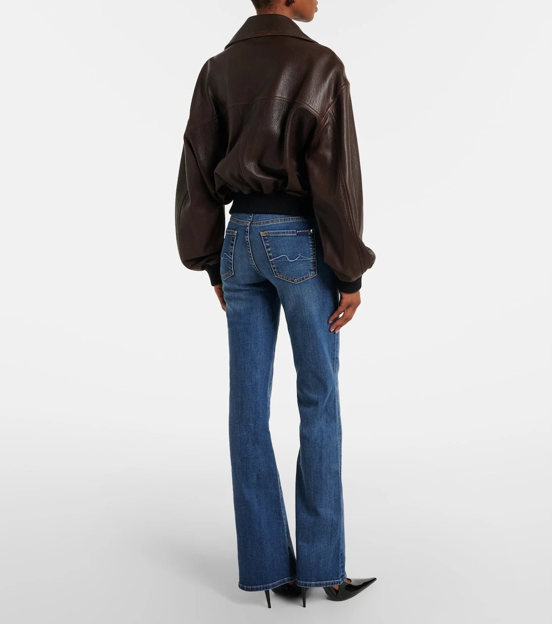 7 For All Mankind - بنطلون جينز بقصة ضيقة واسعة من الأسفل (Leggy bootcut jeans)