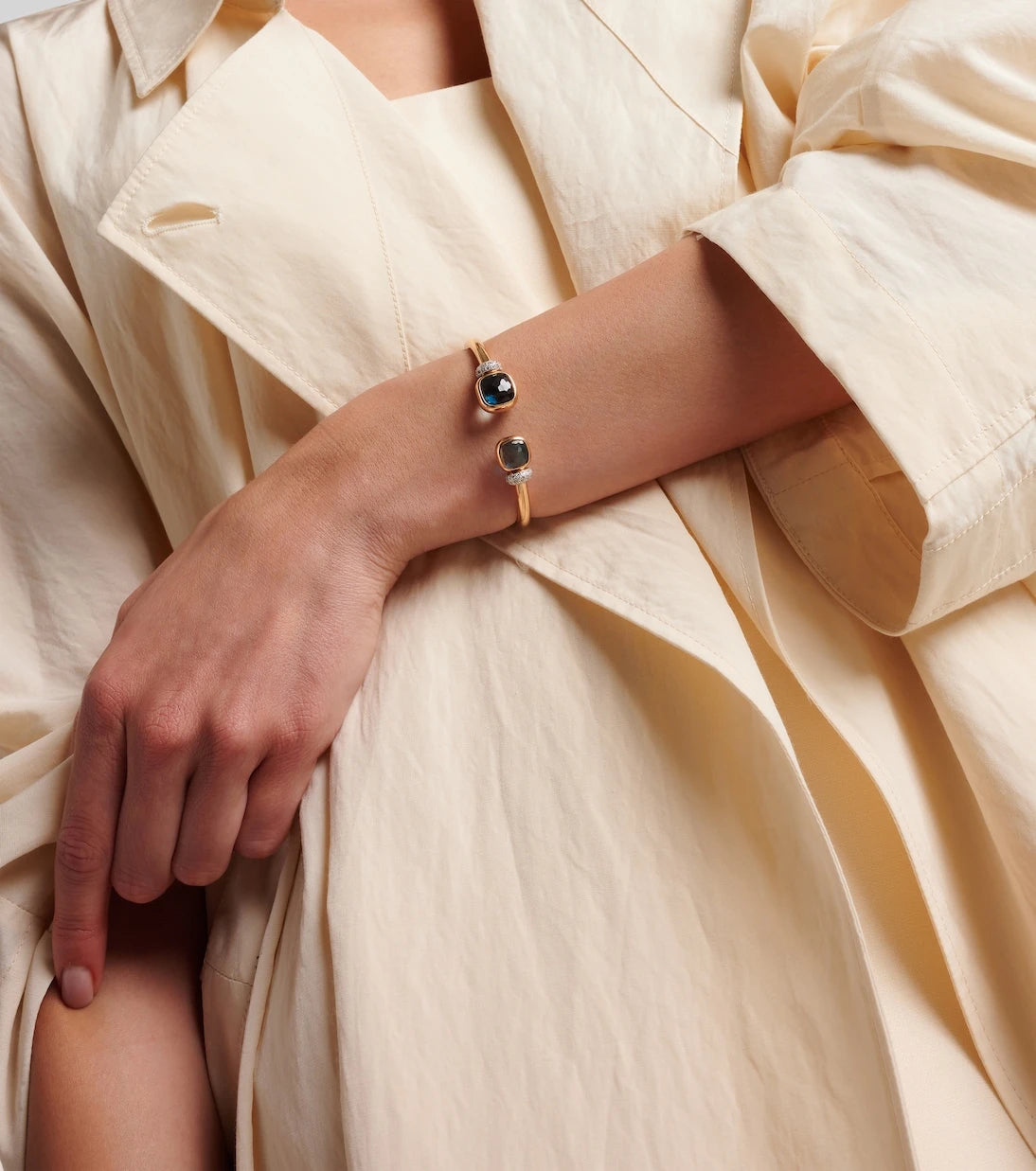 Pomellato - Nudo 18kt rose gold bangle with blue topaz and diamond