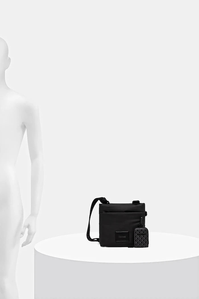 Чанта през рамо Calvin Klein