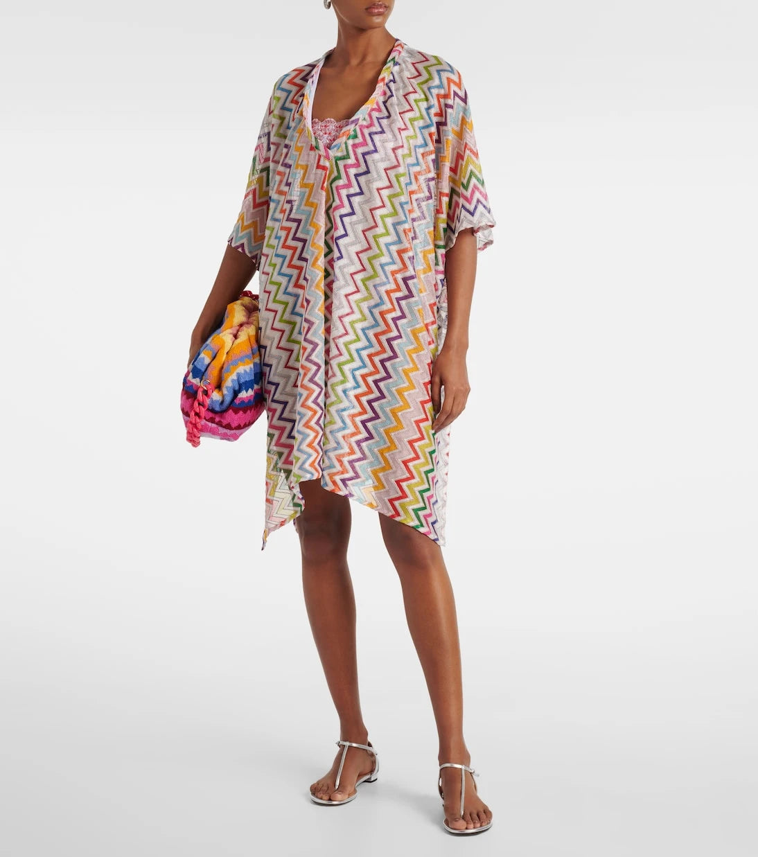Missoni - فستان شاطئ شفاف جزئيًا بنقشة متعرجة