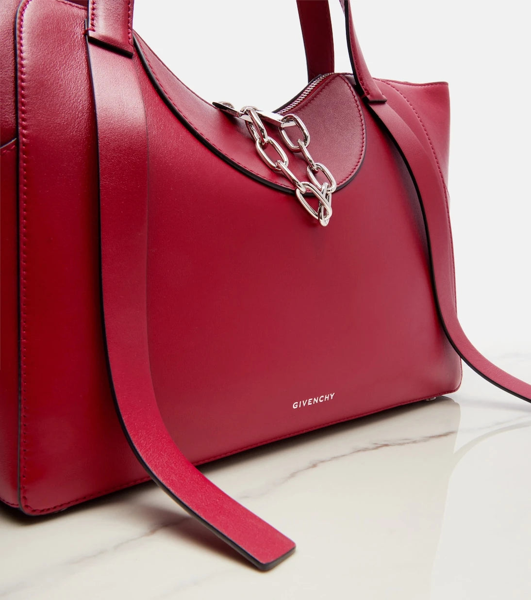 Givenchy - حقيبة يد Snatch Medium من الجلد بمقبض علوي