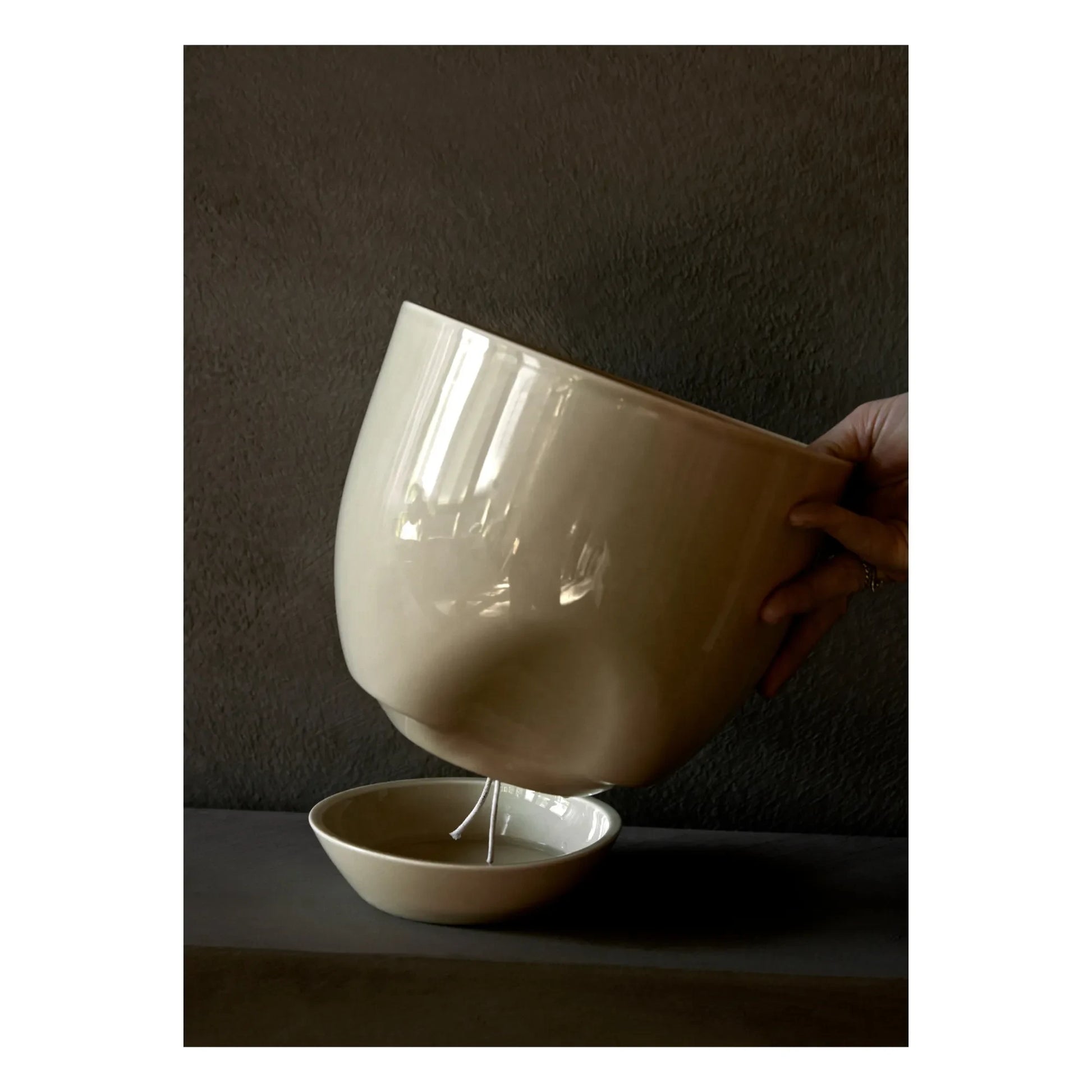 Audo Copenhagen - Hydrous ceramic pot cover  | Beige