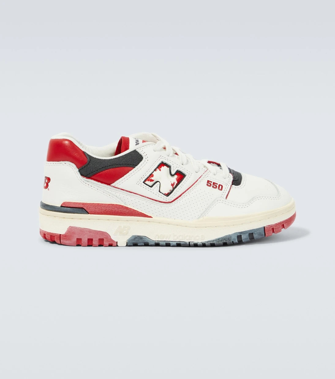 New Balance - حذاء سنيكرز 550 جلدي