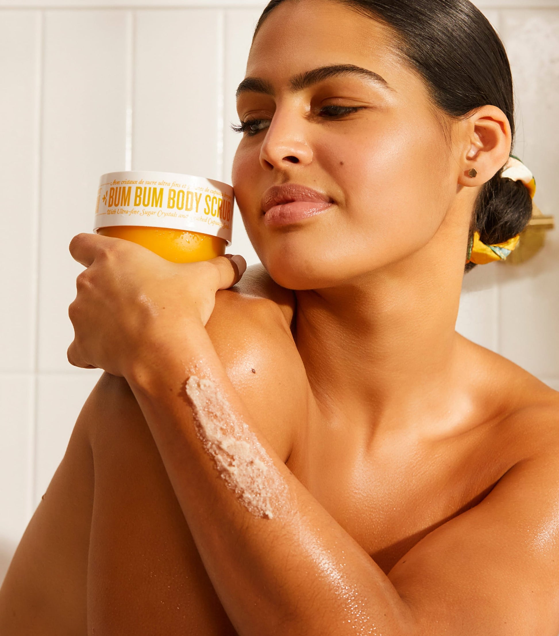 Bum Bum Body Scrub (220g)