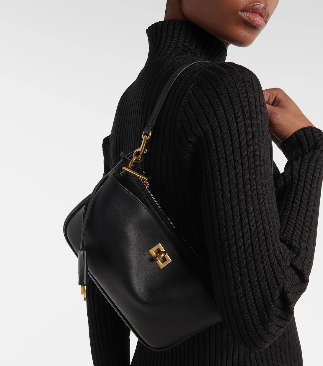 Balenciaga - Rodeo Sling Pochette leather shoulder bag