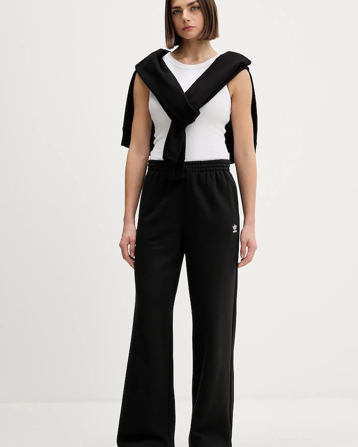 Спортен панталон adidas Originals Essentials Wide Leg Fleece