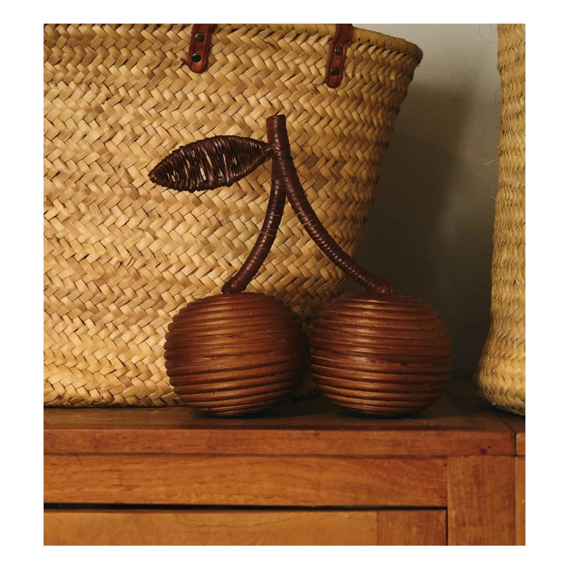 Anna + Nina - Cerise rattan storage box