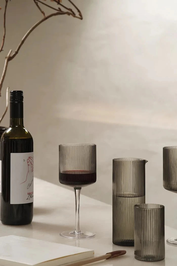 Комплект чаши за вино ferm LIVING 325 ml (2 броя)