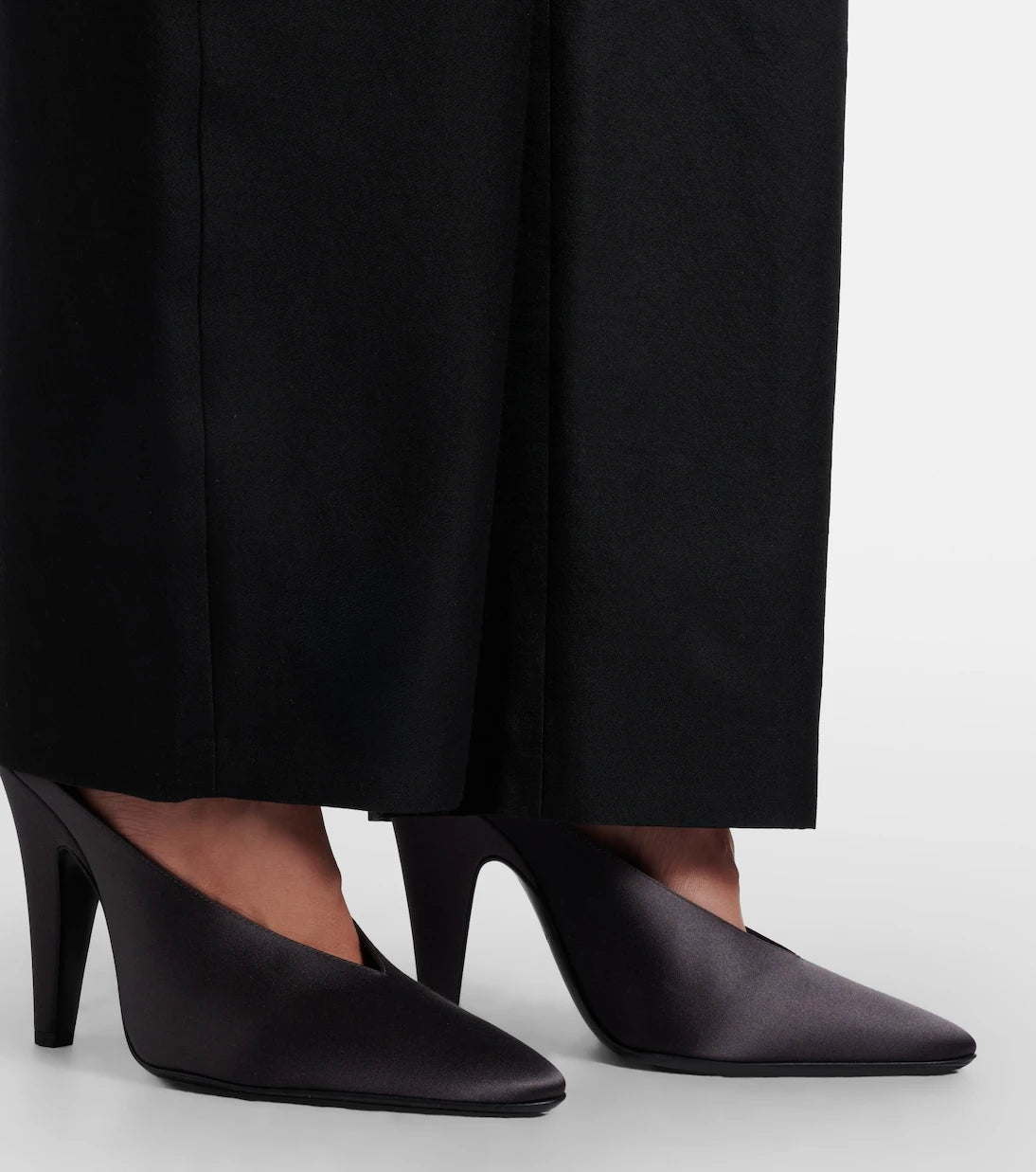 Alaïa - Cone satin mules
