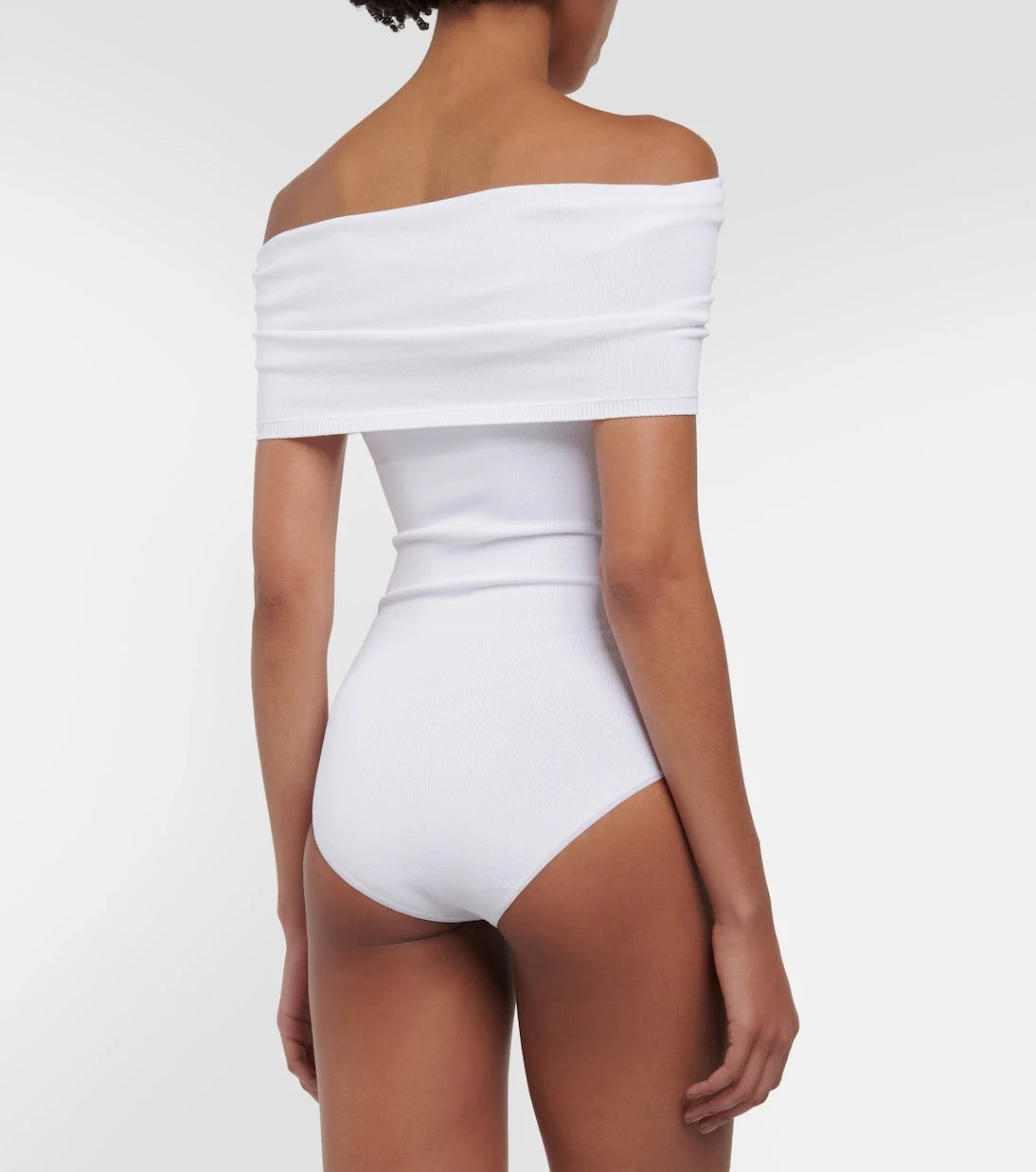 Alaïa - بودي سوت محبوك مكشوف الأكتاف