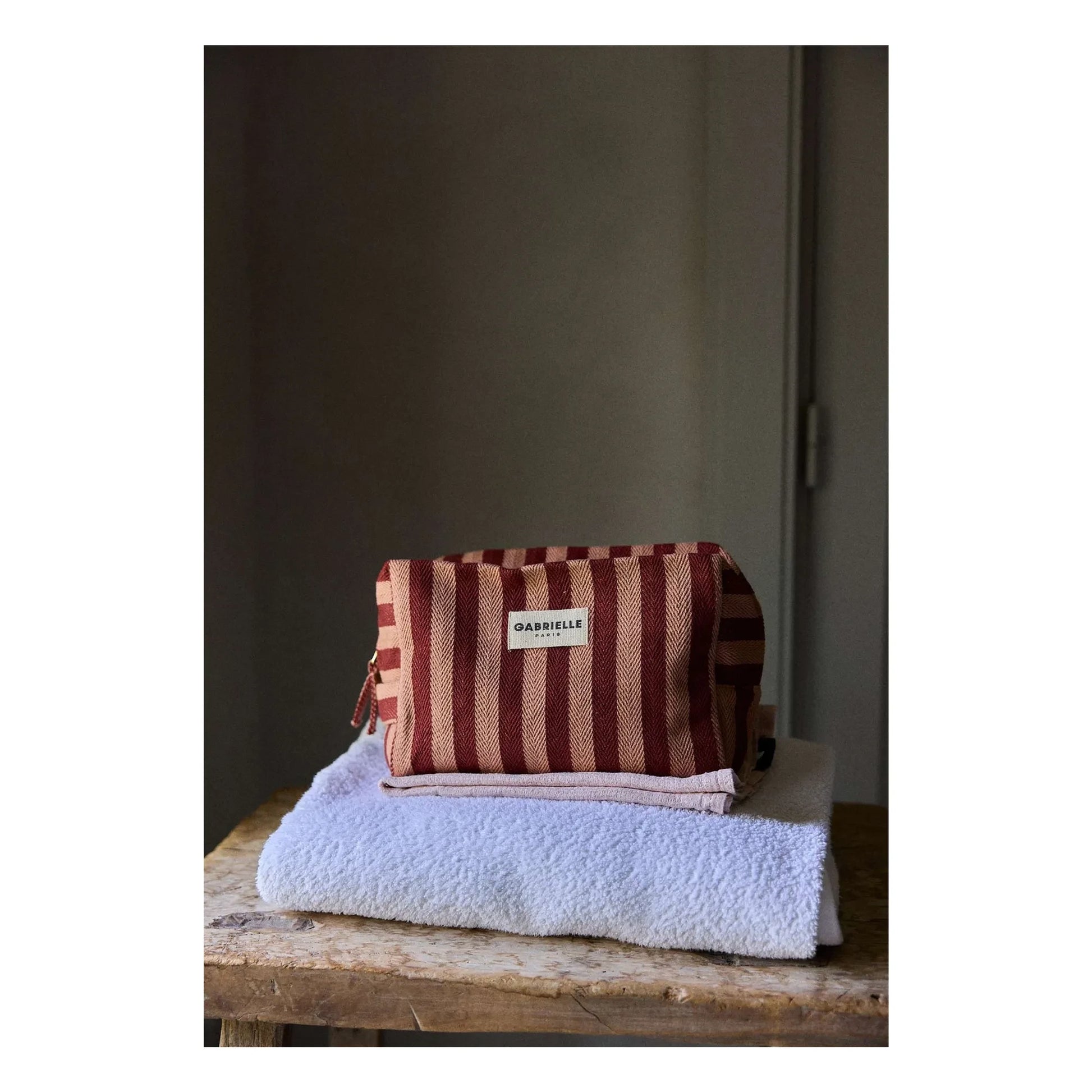 Gabrielle Paris - Garance striped toiletry bag  | Red