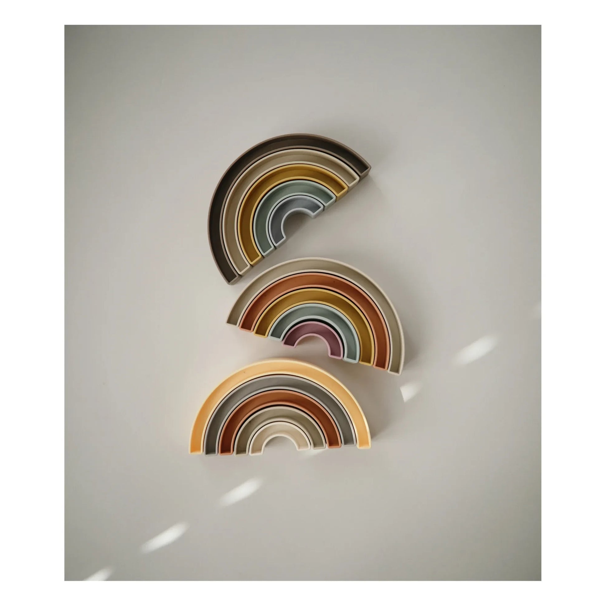 Mushie - Stacking Rainbow | Beige