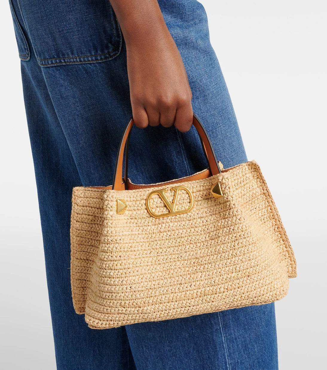 Valentino Garavani - VLogo Small raffia tote bag