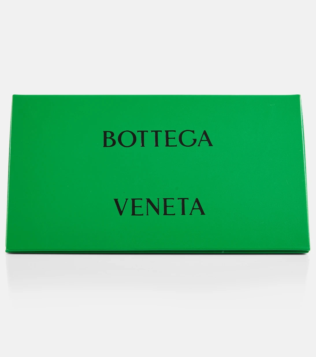 Bottega Veneta - نظارات أفياتور دروب الشمسية