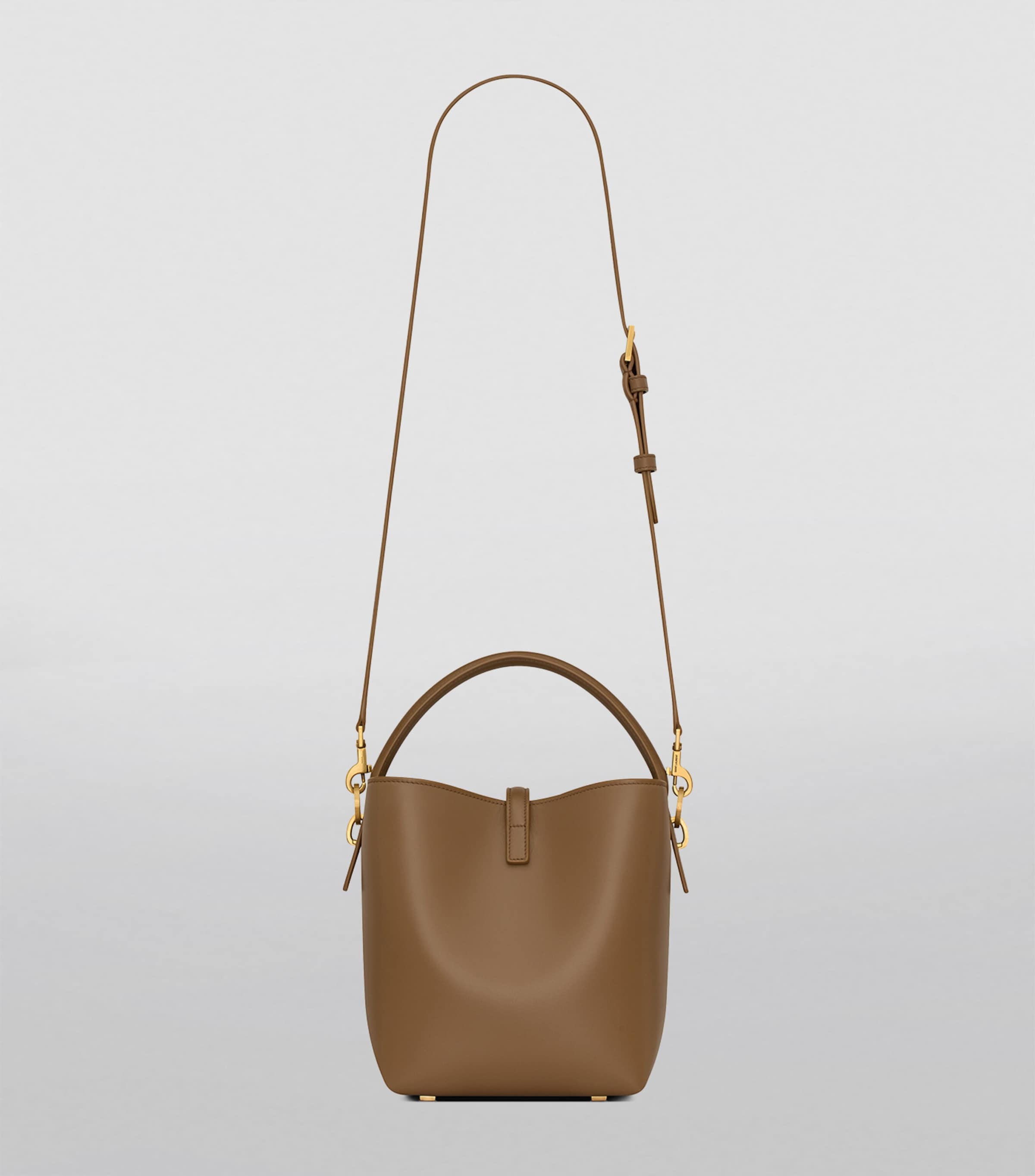 Beige Small Le 37 Bucket Bag