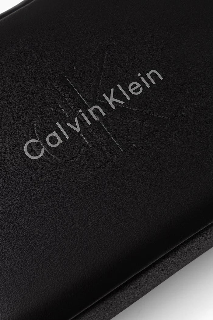Calvin Klein Erkek Suni Deri Kozmetik Çantası