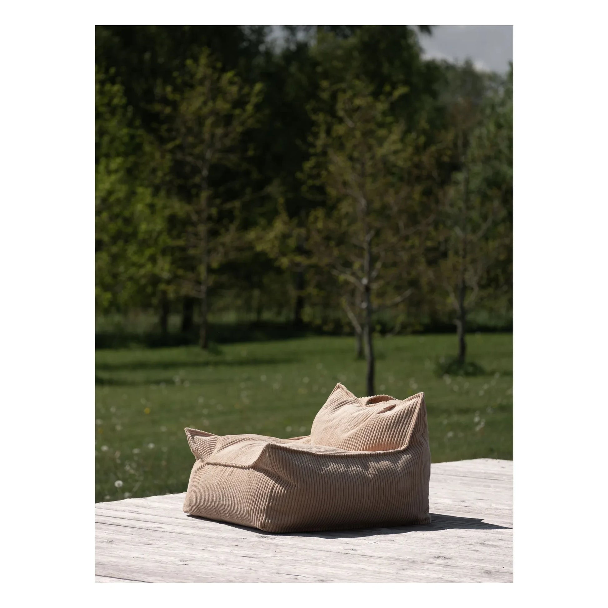 Wigiwama - Corduroy armchair | Light brown