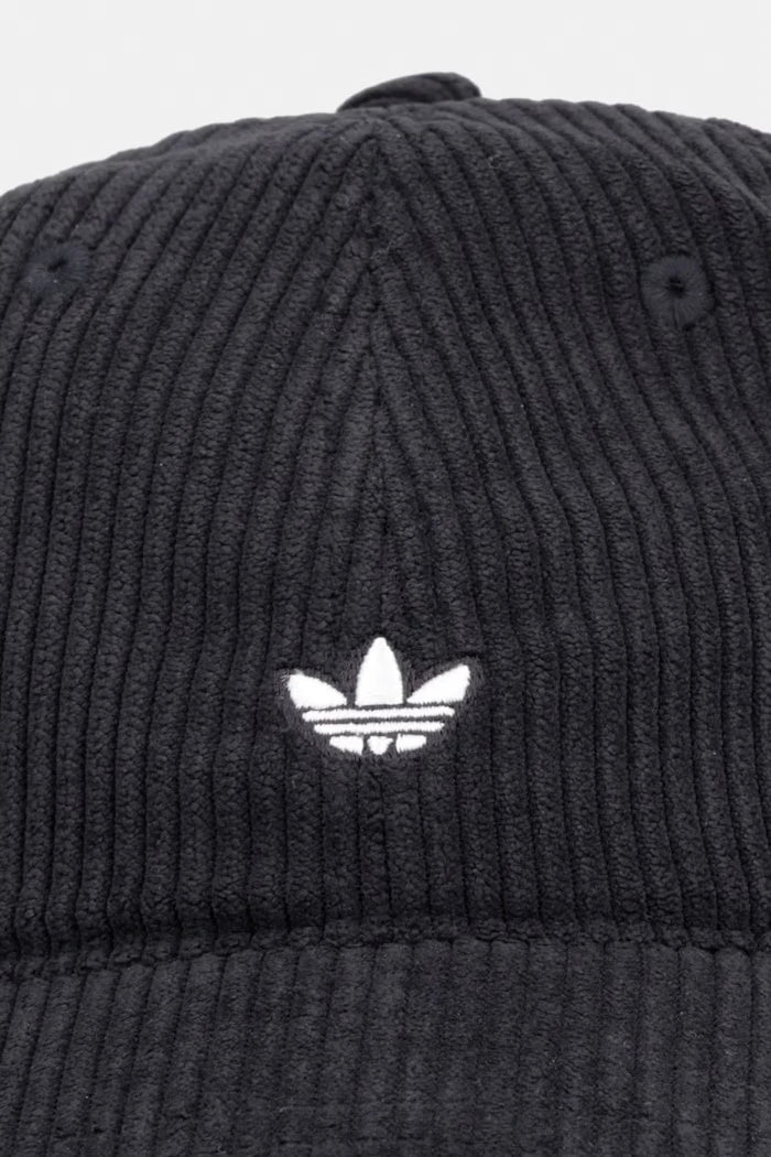 Шапка с козирка adidas Originals