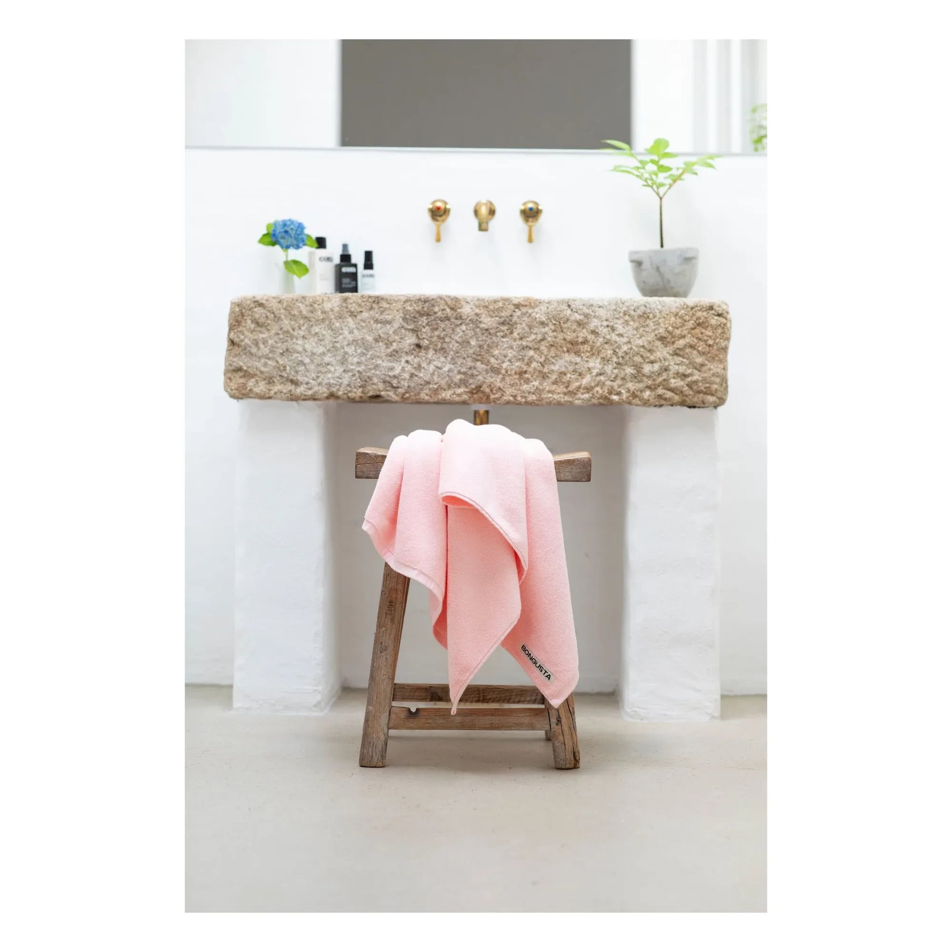 Bongusta - Naram bath towel | Blush