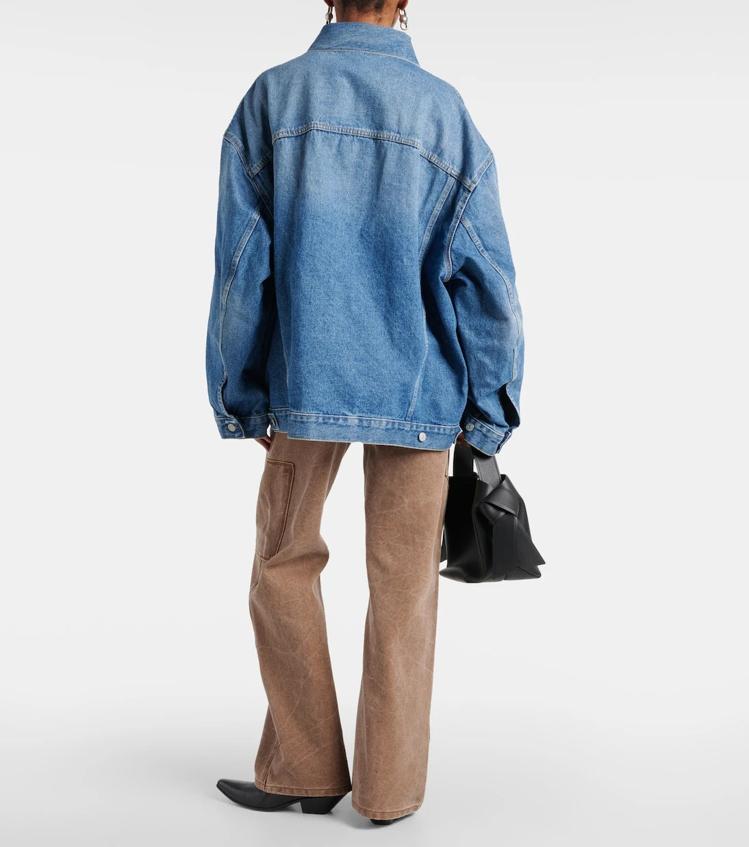 Acne Studios - سترة دنيم كبيرة الحجم