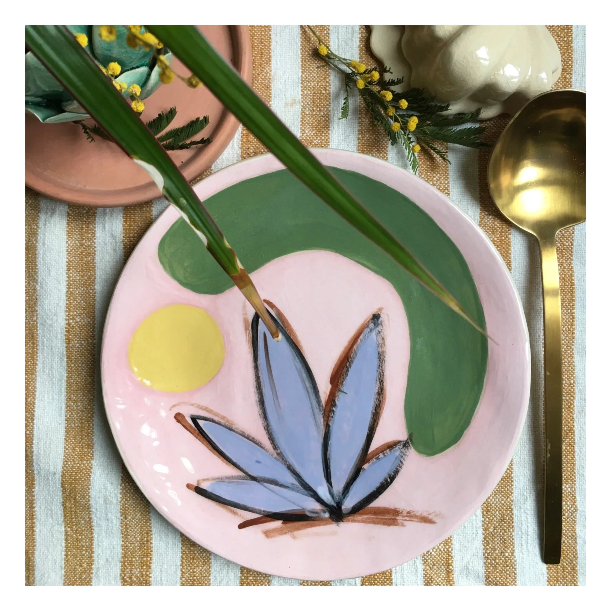 HOMERE - Daphné Flower Ceramic Plate | Pink