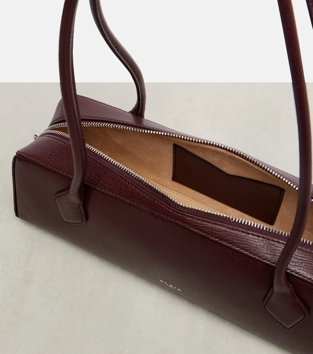 Alaïa - Le Teckel Medium leather shoulder bag