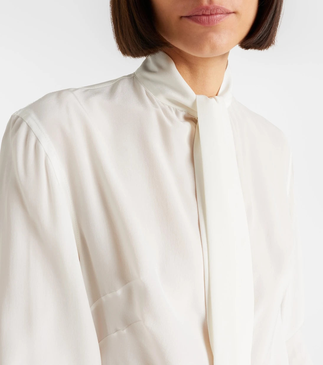 McQueen - Tie-neck crêpe de chine blouse