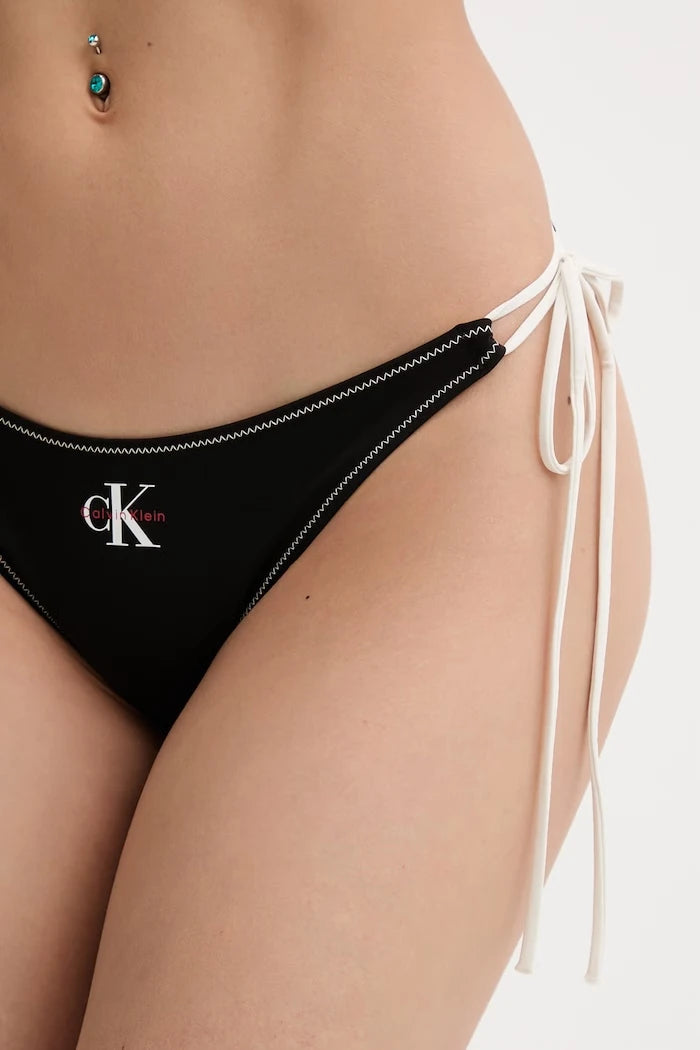 Calvin Klein Kadın Bikini Altı