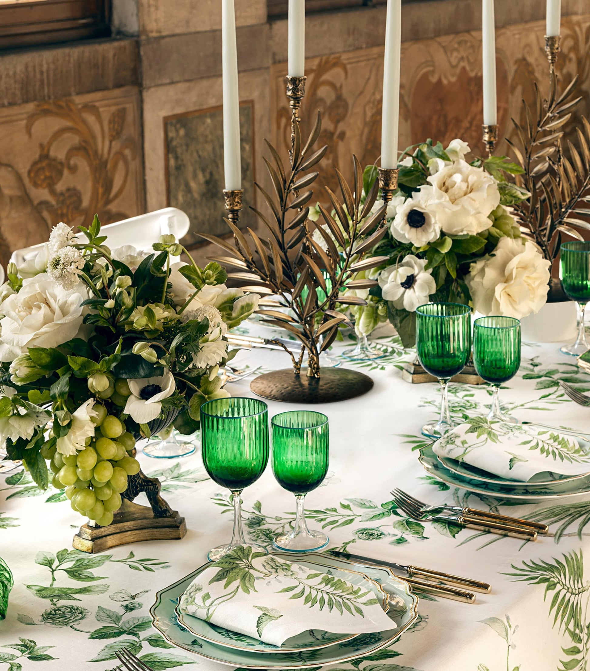 Set of 2 Linen Secret Garden Napkins (50cm x 50cm)