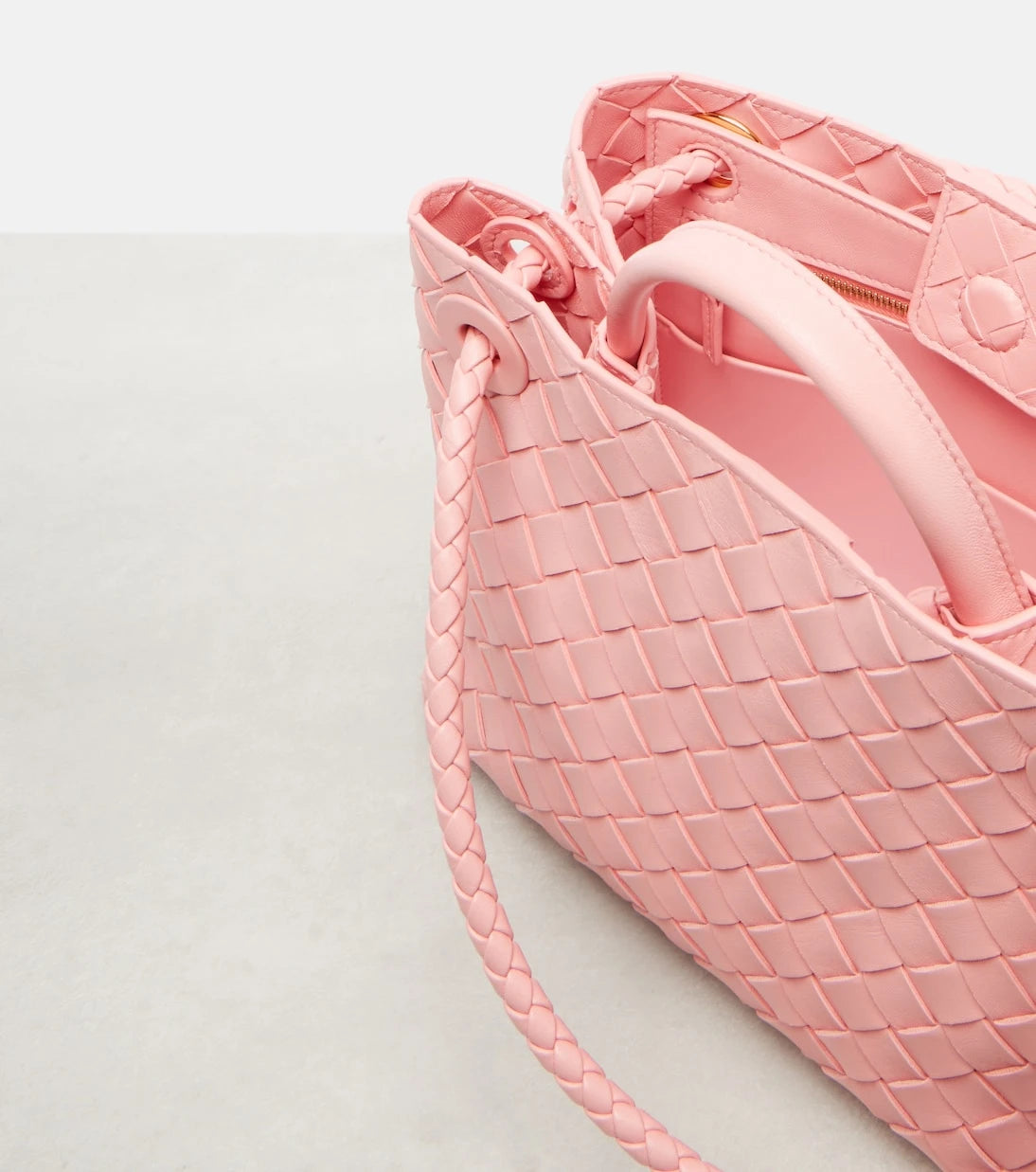 Bottega Veneta - حقيبة أنديامو الصغيرة ذات المقبض العلوي من الجلد