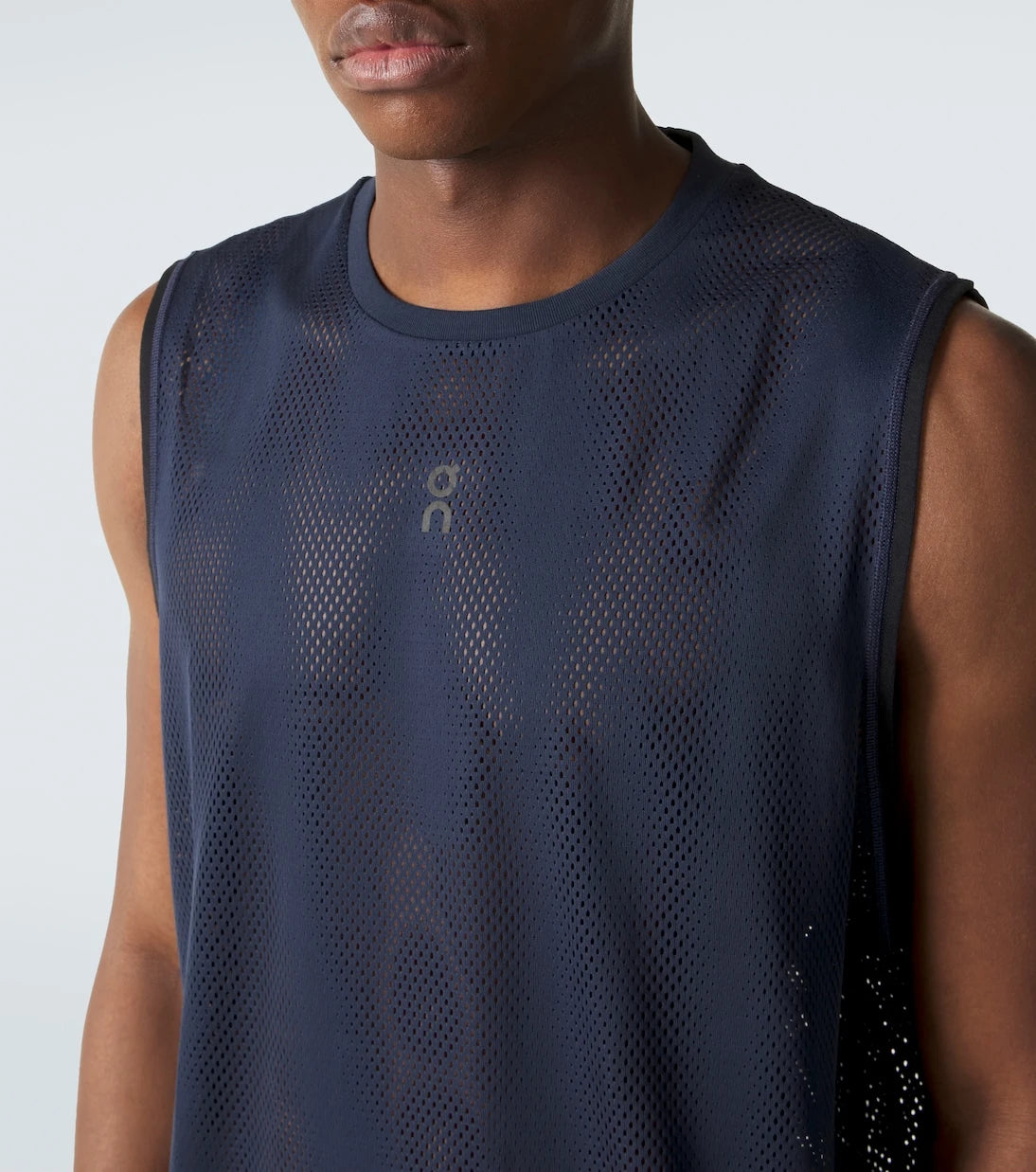 On - Train Volt technical tank top