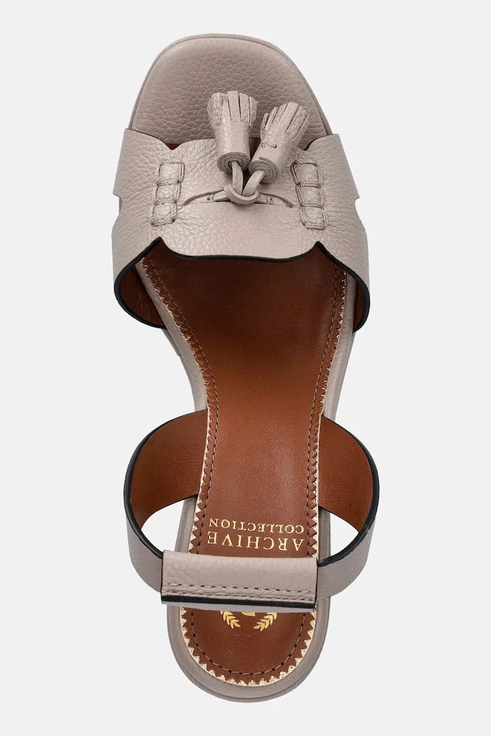 Pollini сандали с дебел ток