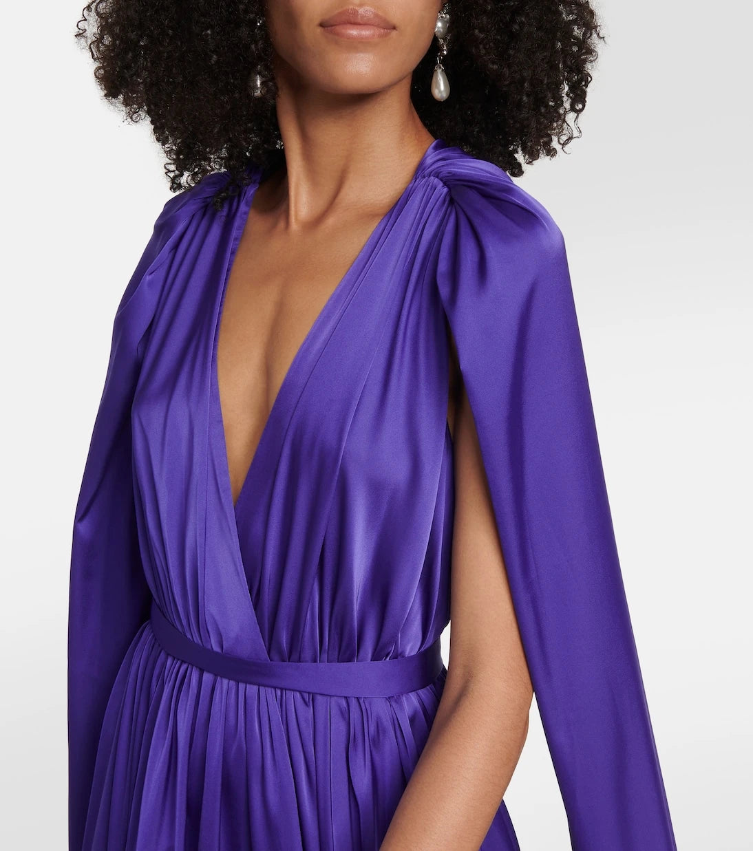 Safiyaa - Bridal chiffon cape gown