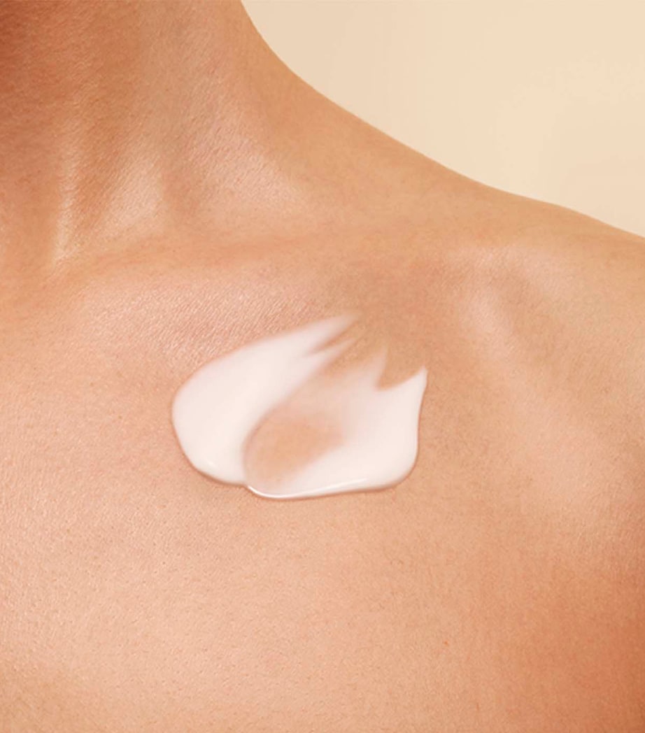 Renew Plus Body Serum (200ml)