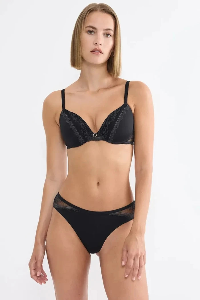 Triumph Comfort Allure Sütyen