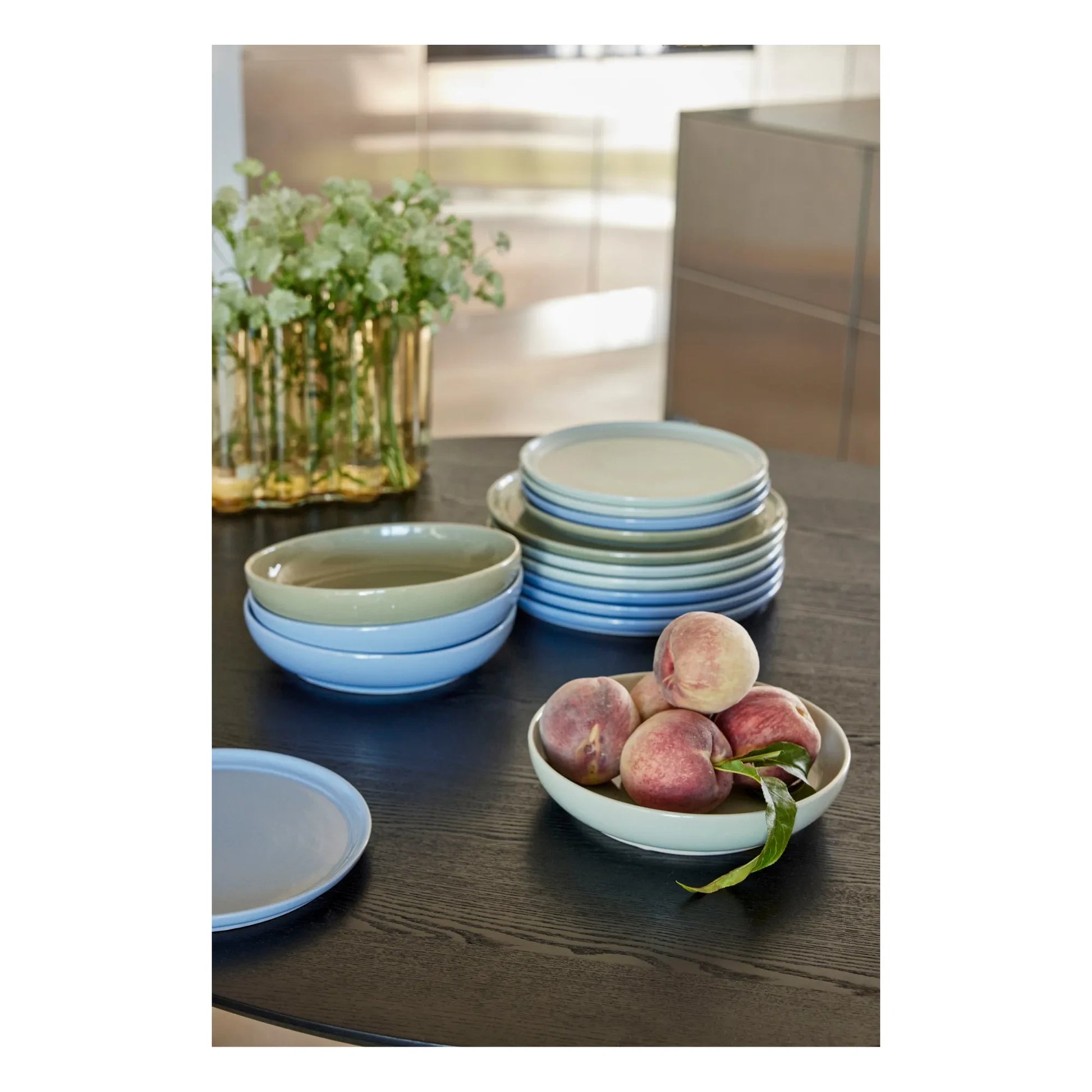Hübsch - Amare plate | Light Blue