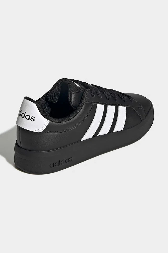 Детски маратонки adidas GRAND COURT 3.0
