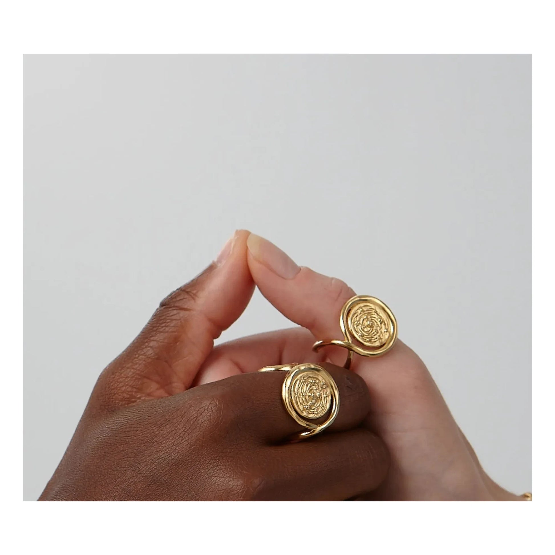 LAH - Galaxy signet ring | Gold