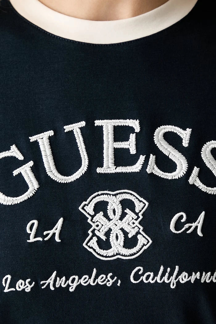 Guess pamuk ve elastanlı kadın tişört HOSHI