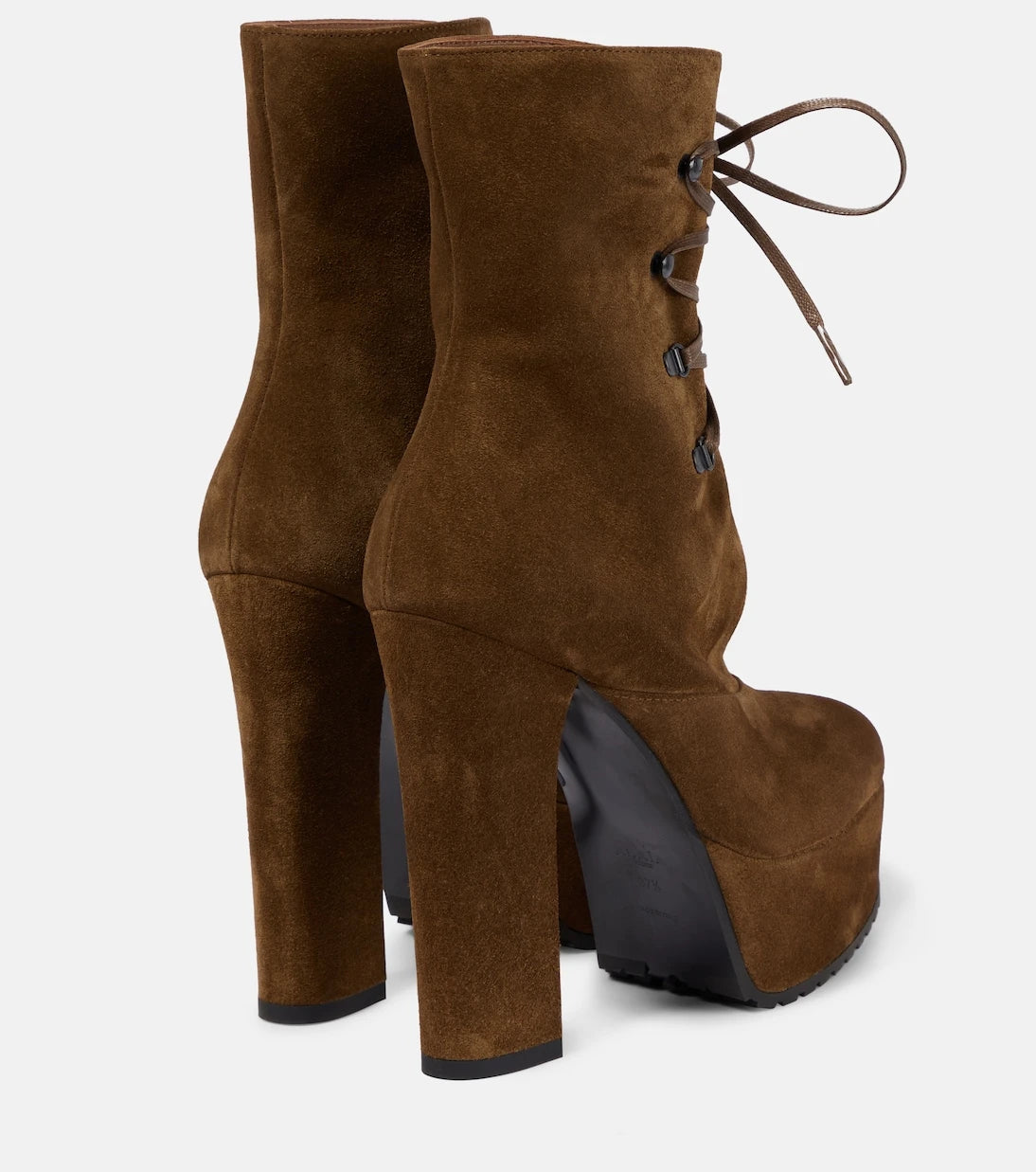 Alaïa - Trekk suede ankle boots