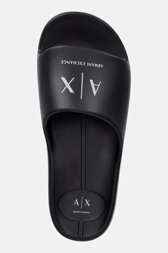 Armani Exchange kadın havuz terlikleri