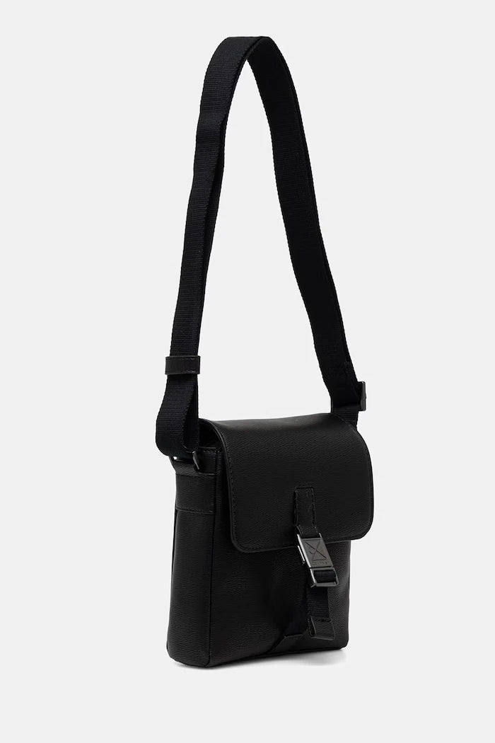 Calvin Klein erkek suni deri omuz çantası